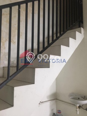 Unit Ruko Disewa Lokasi Mojoroto, Kediri Spesifikasi Luas Bangunan 180m2 Unit Ruko Disewa Lokasi Mojoroto, Kediri Spesifikasi Luas Bangunan 180m2