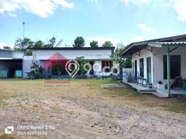 Unit Gudang Dijual di Kediri LT 2657m2 & LB 840m2 Unit Gudang Dijual di Kediri LT 2657m2 & LB 840m2