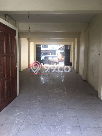 Ruko disewakan lokasi strategis Mojoroto Kediri 396m2 Ruko disewakan lokasi strategis Mojoroto Kediri 396m2