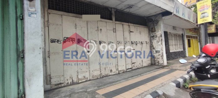 Ruko Disewa di Kediri dengan LB 200m2 Area Komersial Ramai Ruko Disewa di Kediri dengan LB 200m2 Area Komersial Ramai