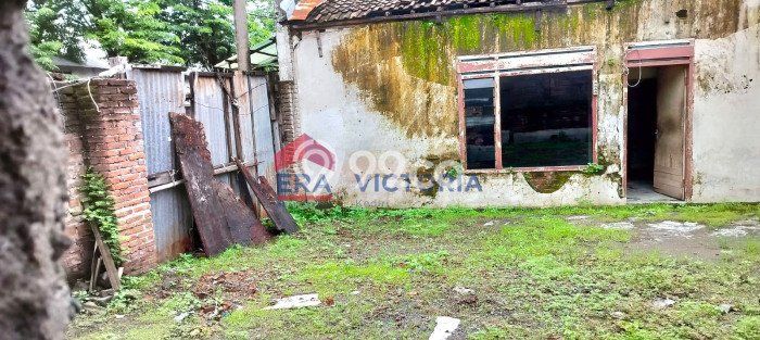 Disewakan Gudang komersial di Ngasem luas bangunan 171m2 Disewakan Gudang komersial di Ngasem luas bangunan 171m2