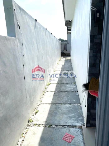 Jual Rumah Harga Miring Semen Punya 2 KT & LT 130m2 Jual Rumah Harga Miring Semen Punya 2 KT & LT 130m2