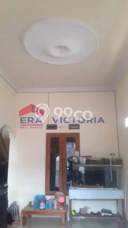 For Sale Rumah 4 Kamar Lokasi Strategis Nyaman dan Strategis di Mojoroto For Sale Rumah 4 Kamar Lokasi Strategis Nyaman dan Strategis di Mojoroto