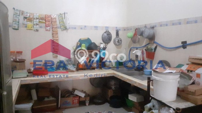 For Sale Rumah 4 Kamar Lokasi Strategis Nyaman dan Strategis di Mojoroto For Sale Rumah 4 Kamar Lokasi Strategis Nyaman dan Strategis di Mojoroto