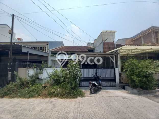 Dijual Rumah Premium dengan Fasilitas Sekitar Komplit di Kebon Jeruk, Jakarta Barat Dijual Rumah Premium dengan Fasilitas Sekitar Komplit di Kebon Jeruk, Jakarta Barat