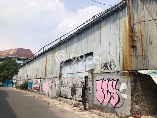 Gudang Dijual di Jakarta Barat LT 499m2 & LB 300m2 Lokasi Terbaik! Gudang Dijual di Jakarta Barat LT 499m2 & LB 300m2 Lokasi Terbaik!
