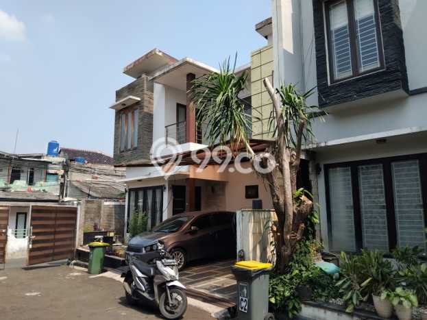 Dijual Rumah Premium dengan Fasilitas Sekitar Komplit di Mampang Prapatan, Jakarta Selatan Dijual Rumah Premium dengan Fasilitas Sekitar Komplit di Mampang Prapatan, Jakarta Selatan