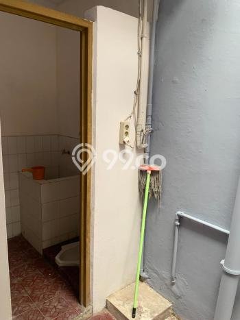 GOOD DEAL! Rumah di Kebon Jeruk, 5 KT, Ready, Luas 430m² LB 180m² GOOD DEAL! Rumah di Kebon Jeruk, 5 KT, Ready, Luas 430m² LB 180m²