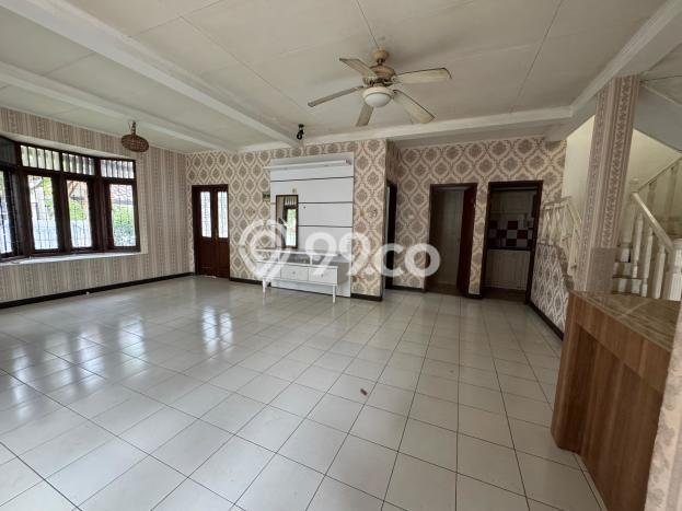 NEW LISTING! Rumah kawasan Bintaro, Siap Huni, 4 KT, Dekat Bintaro, Tangerang Selatan, Tangerang Selatan, Luas 177m² LB 150m² NEW LISTING! Rumah kawasan Bintaro, Siap Huni, 4 KT, Dekat Bintaro, Tangerang Selatan, Tangerang Selatan, Luas 177m² LB 150m²
