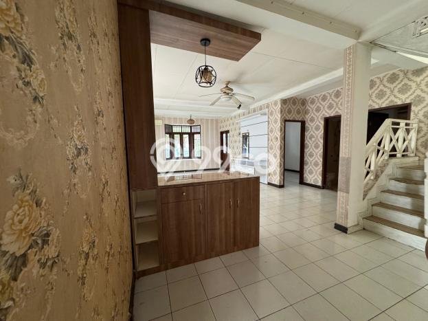 NEW LISTING! Rumah kawasan Bintaro, Siap Huni, 4 KT, Dekat Bintaro, Tangerang Selatan, Tangerang Selatan, Luas 177m² LB 150m² NEW LISTING! Rumah kawasan Bintaro, Siap Huni, 4 KT, Dekat Bintaro, Tangerang Selatan, Tangerang Selatan, Luas 177m² LB 150m²