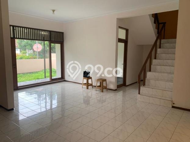 GOOD DEAL! Rumah di Kebon Jeruk, 5 KT, Ready, Luas 430m² LB 180m² GOOD DEAL! Rumah di Kebon Jeruk, 5 KT, Ready, Luas 430m² LB 180m²