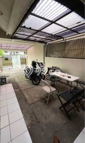 Rumah Sewa Jakarta Selatan LT 300m2 LB 250m2 Kawasan Lebak Bulus Rumah Sewa Jakarta Selatan LT 300m2 LB 250m2 Kawasan Lebak Bulus