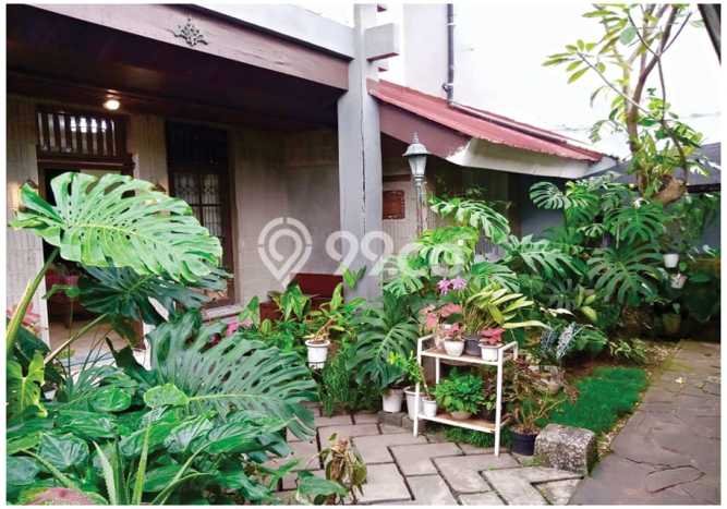 Siap Huni Rumah Mewah 6 Kamar di Kebon Jeruk Dekat ke Mana Saja Siap Huni Rumah Mewah 6 Kamar di Kebon Jeruk Dekat ke Mana Saja