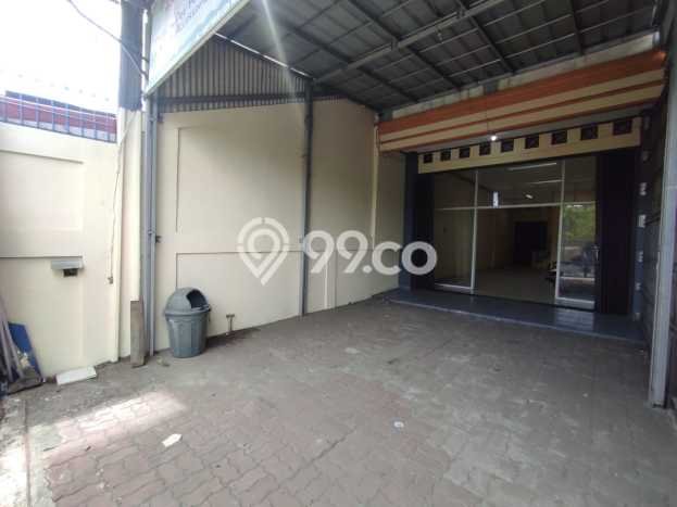 Ruko disewakan di Pondok Aren Tangerang Selatan dengan luas bangunan 70m2 Ruko disewakan di Pondok Aren Tangerang Selatan dengan luas bangunan 70m2