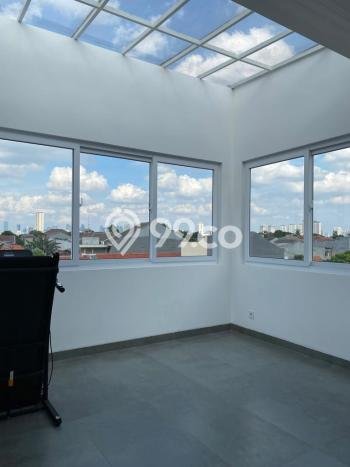 Rumah Luxury Modern Siap Huni di Kelapa Dua Jakarta Barat Rumah Luxury Modern Siap Huni di Kelapa Dua Jakarta Barat