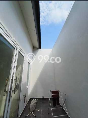 Rumah Asri di Ciputat Timur, 5 KM, Luas 162m² LB 200m² Rumah Asri di Ciputat Timur, 5 KM, Luas 162m² LB 200m²