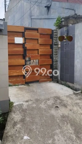 Aset Investasi! Rumah Kost Dijual di Ciputat Timur, Tangerang Selatan, 27 KT, 13 KM, Luas 300m2 Aset Investasi! Rumah Kost Dijual di Ciputat Timur, Tangerang Selatan, 27 KT, 13 KM, Luas 300m2