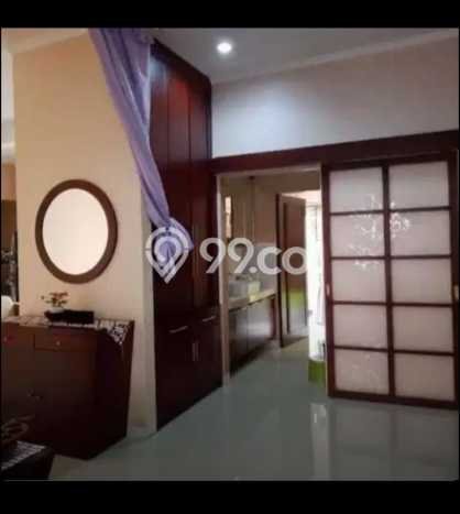 Rumah Lingkungan Asri kawasan Ciputat, Tangerang Selatan, LT 193m2m² LB 160m2m² Rumah Lingkungan Asri kawasan Ciputat, Tangerang Selatan, LT 193m2m² LB 160m2m²
