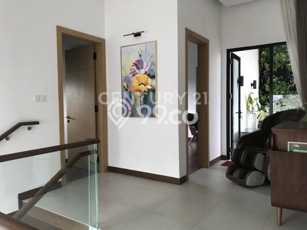 Hunian Mewah Dijual LT 355m2 di Kebayoran Lama, Jakarta Selatan Hunian Mewah Dijual LT 355m2 di Kebayoran Lama, Jakarta Selatan