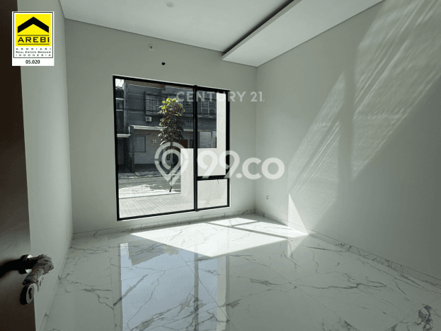 Rumah Luxury Modern Tanpa Renovasi di Mekar Wangi Bandung Rumah Luxury Modern Tanpa Renovasi di Mekar Wangi Bandung