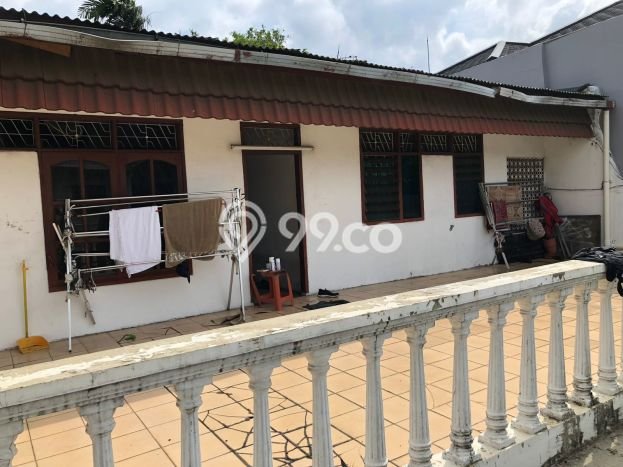 Dijual Rumah Luas Elegan Dengan View Eksklusif di Kemanggisan, Jakarta Barat Dijual Rumah Luas Elegan Dengan View Eksklusif di Kemanggisan, Jakarta Barat