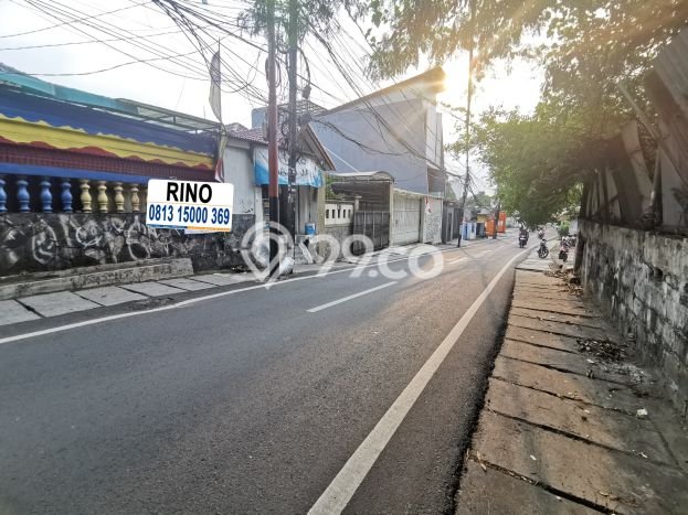 Dijual Rumah Mewah Exclusive di Kebon Jeruk, Jakarta Barat Dijual Rumah Mewah Exclusive di Kebon Jeruk, Jakarta Barat