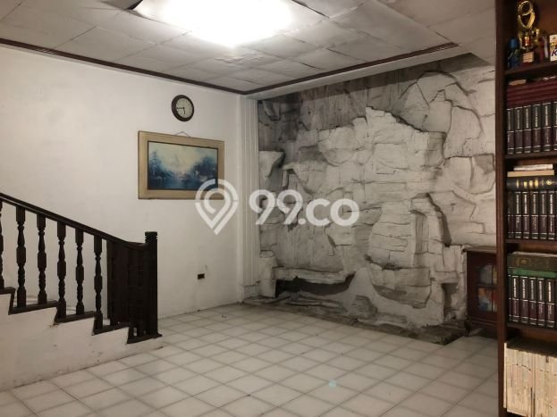 Dijual Rumah Luas Elegan Dengan View Eksklusif di Kemanggisan, Jakarta Barat Dijual Rumah Luas Elegan Dengan View Eksklusif di Kemanggisan, Jakarta Barat