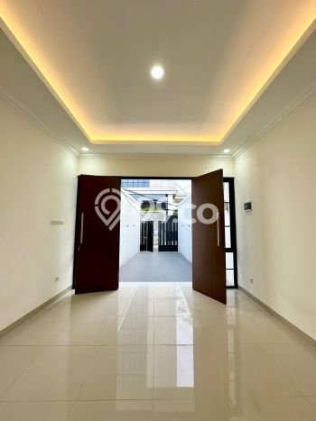 Rumah Elit Modern Siap Huni di Kelapa Dua Jakarta Barat Rumah Elit Modern Siap Huni di Kelapa Dua Jakarta Barat