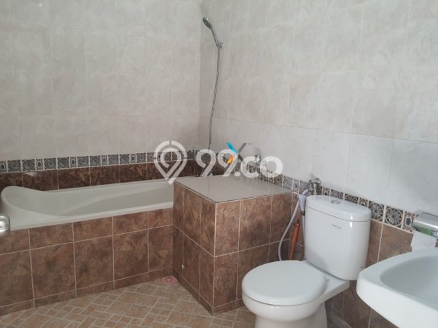 Rumah Kontrakan Malang LT 200m2 LB 150m2 Kawasan Dieng Rumah Kontrakan Malang LT 200m2 LB 150m2 Kawasan Dieng