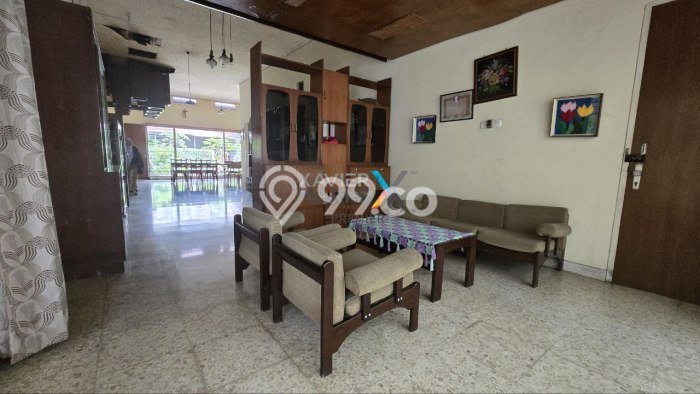 Rumah Eksklusif Siap Huni LT 561m2 di Klojen, Malang Rumah Eksklusif Siap Huni LT 561m2 di Klojen, Malang