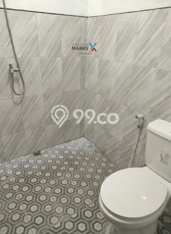 Rumah Modern 4 Kamar LT 200m2 di Araya Rumah Modern 4 Kamar LT 200m2 di Araya