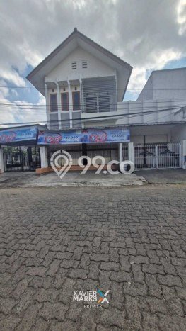 Rumah Luxury Modern Tanpa Renovasi di Araya Malang Rumah Luxury Modern Tanpa Renovasi di Araya Malang