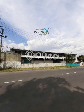 Gudang Komersial Disewakan di Singosari Malang Luas 2000m2 Gudang Komersial Disewakan di Singosari Malang Luas 2000m2