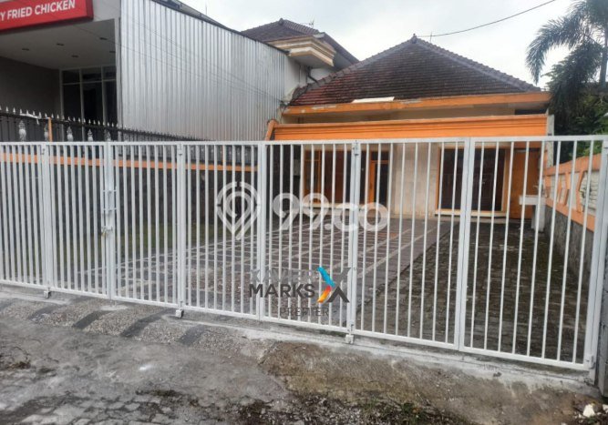 KAWASAN BISNIS! Komersial Kawasan Blimbing, Luas 175m2m², Akses Utama KAWASAN BISNIS! Komersial Kawasan Blimbing, Luas 175m2m², Akses Utama