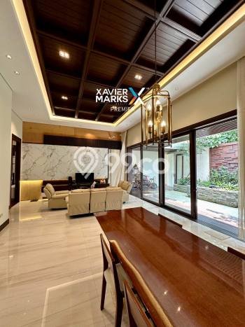 For Sale! Luxury House LT 345m2 Desain Elegan di Villa Puncak Tidar For Sale! Luxury House LT 345m2 Desain Elegan di Villa Puncak Tidar