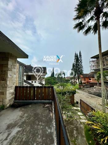 Vila Kawasan Batu, Dimensi 600m2m², Cocok untuk tempat tinggal Anda Vila Kawasan Batu, Dimensi 600m2m², Cocok untuk tempat tinggal Anda