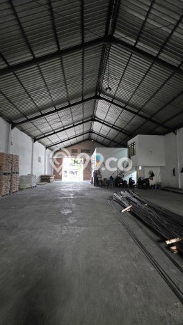 Gudang disewakan di Lowokwaru Malang dengan luas bangunan 1100m2 Gudang disewakan di Lowokwaru Malang dengan luas bangunan 1100m2