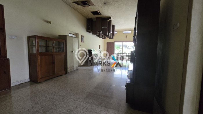 Rumah Eksklusif Siap Huni LT 561m2 di Klojen, Malang Rumah Eksklusif Siap Huni LT 561m2 di Klojen, Malang