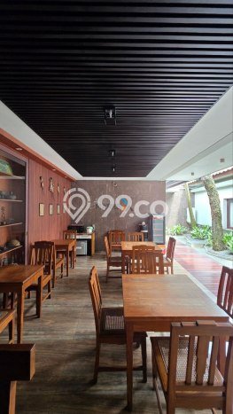 Unit Komersial Dijual di Klojen Malang Luas Bangunan 715m2 Unit Komersial Dijual di Klojen Malang Luas Bangunan 715m2