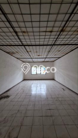Unit Ruko Dijual di Klojen Malang Luas Tanah 74m2, Luas Bangunan 132m2 Unit Ruko Dijual di Klojen Malang Luas Tanah 74m2, Luas Bangunan 132m2