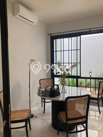 Rumah Elit Modern Tanpa Renovasi di Alam Sutera Tangerang Rumah Elit Modern Tanpa Renovasi di Alam Sutera Tangerang