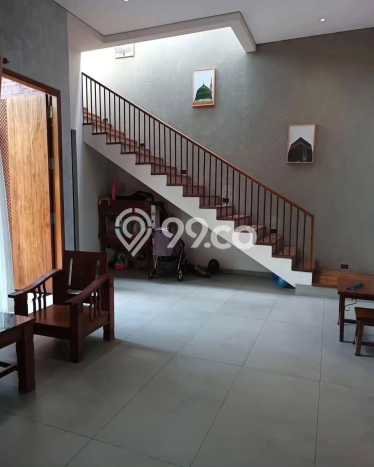 Siap Huni Hunian Elit 4 Kamar di Jagakarsa Dekat ke Mana Saja Siap Huni Hunian Elit 4 Kamar di Jagakarsa Dekat ke Mana Saja