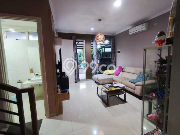 Rumah Mewah Dijual LT 162m2 di BSD, Tangerang Selatan Rumah Mewah Dijual LT 162m2 di BSD, Tangerang Selatan
