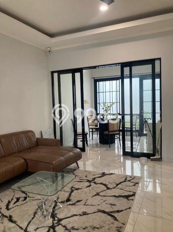 Rumah Elit Modern Tanpa Renovasi di Alam Sutera Tangerang Rumah Elit Modern Tanpa Renovasi di Alam Sutera Tangerang