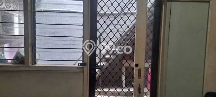 Dijual Rumah Mewah Megah Dengan View Eksklusif di Tanjung Duren, Jakarta Barat Dijual Rumah Mewah Megah Dengan View Eksklusif di Tanjung Duren, Jakarta Barat