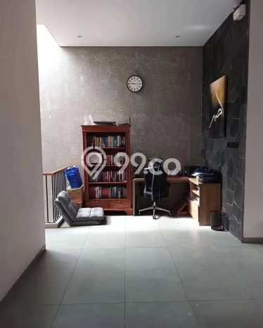 Siap Huni Hunian Elit 4 Kamar di Jagakarsa Dekat ke Mana Saja Siap Huni Hunian Elit 4 Kamar di Jagakarsa Dekat ke Mana Saja