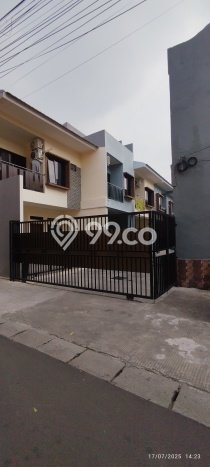 Hunian Nyaman Asri 3 KT Siap Pakai di Pondok Kelapa Jakarta Timur Hunian Nyaman Asri 3 KT Siap Pakai di Pondok Kelapa Jakarta Timur