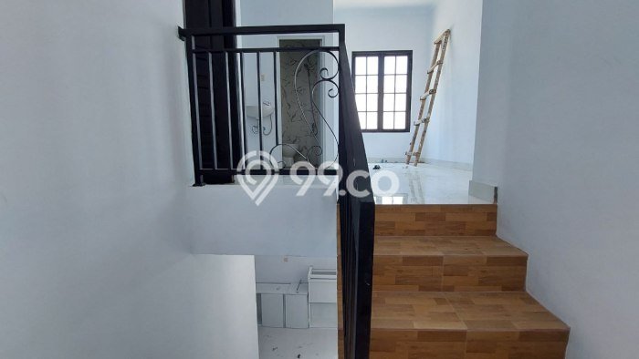 Rumah Modern Cantik 3 KT Siap Huni di Ciracas Rumah Modern Cantik 3 KT Siap Huni di Ciracas