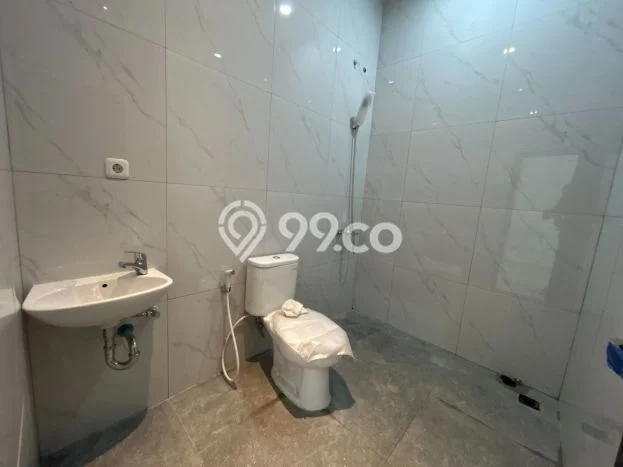 Jual Rumah Eksklusif 3 KT di Cawang, Jakarta Timur Jual Rumah Eksklusif 3 KT di Cawang, Jakarta Timur