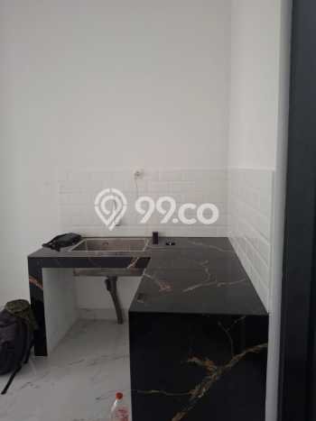 Rumah Strategis Modern Lb 90m2 di Ciracas, Jakarta Timur Rumah Strategis Modern Lb 90m2 di Ciracas, Jakarta Timur